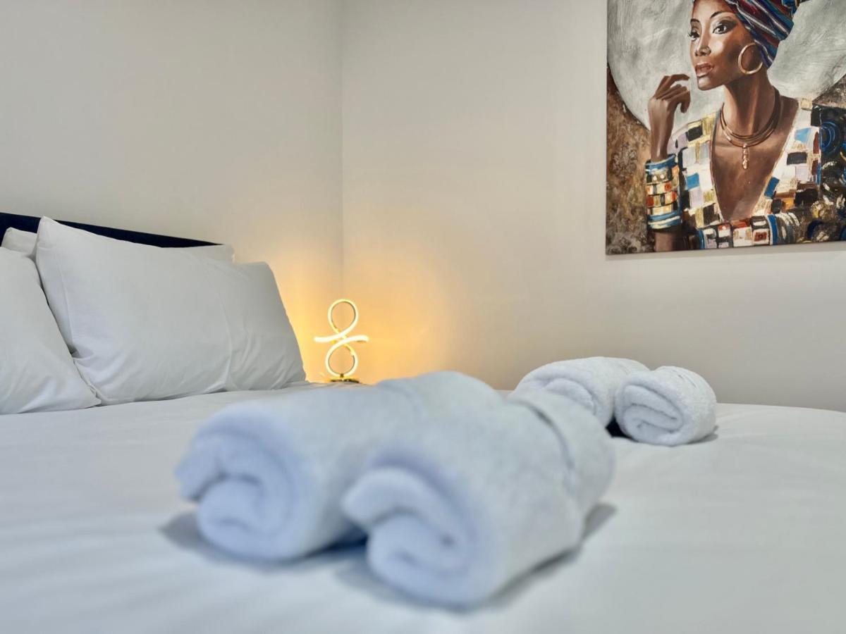 Viva Apartments Permet Luaran gambar