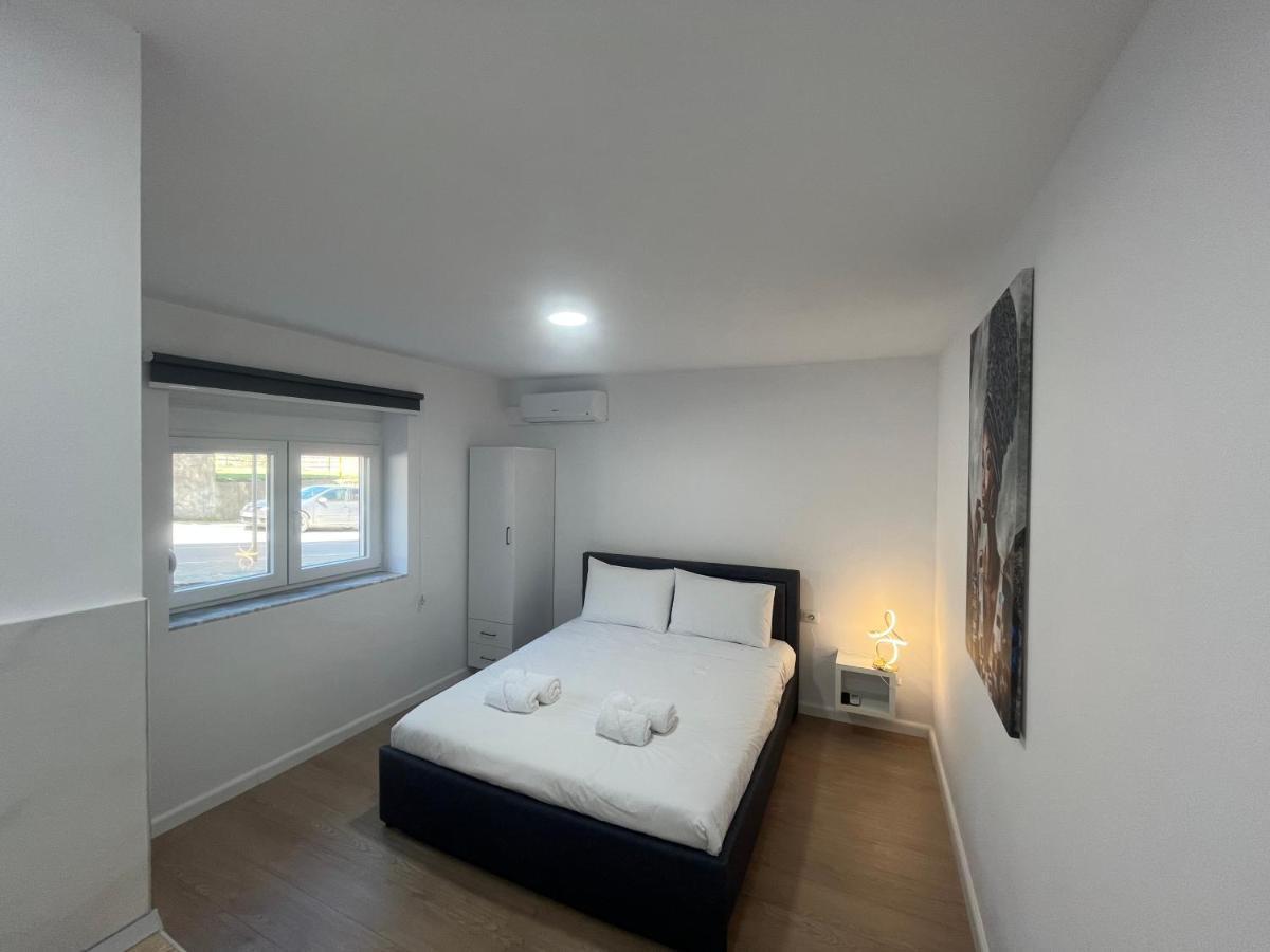 Viva Apartments Permet Luaran gambar