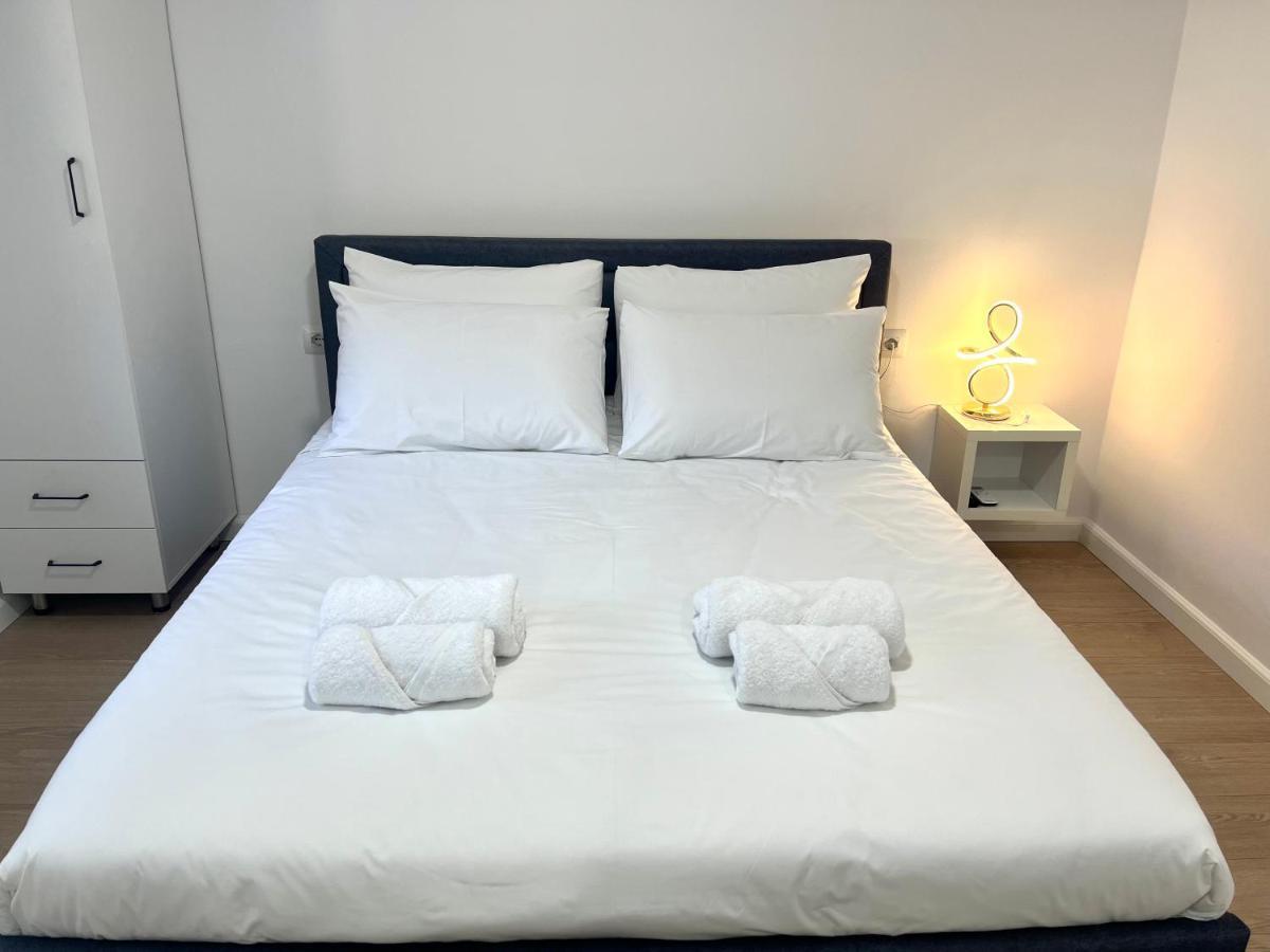 Viva Apartments Permet Luaran gambar